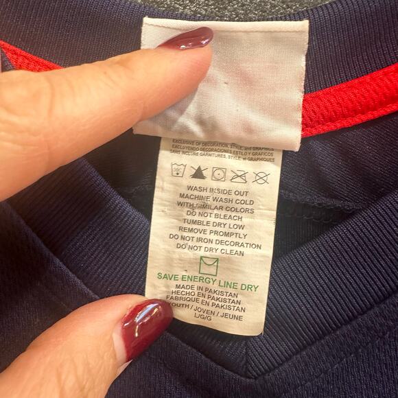 Red Sox Unisex Mesh Jersey T-Shirt, EUC, Sz Youth Large (14) - Picture 7 of 8